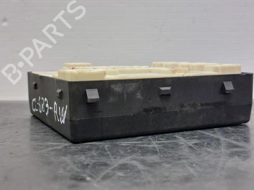 Fuse box RENAULT LAGUNA III Grandtour (KT0/1) 2.0 dCi (KT01, KT08, KT09, KT0K, KT12, KT1D, KT1W) | BP15893946E1 