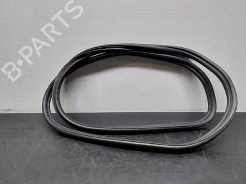 Used Rubber door seal BMW 6 Convertible (F12) 640 i (320 hp) 16058780