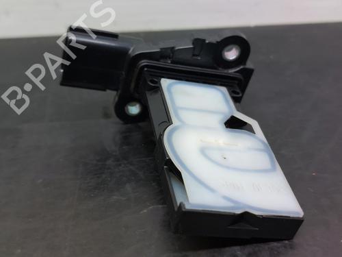 Mass air flow sensor RENAULT SCÉNIC IV (J9_) 1.7 Blue dCi 120 (J9A7, J9A8) | BP16126767M95 