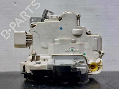 Front left lock AUDI A3 (8P1) 2.0 TDI 4F1837015