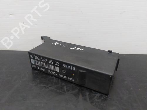 Used Lights ECU MERCEDES-BENZ C-CLASS (W202) C 200 D (202.122) (88 hp) 16269236
