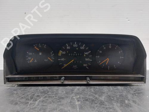 Used Instrument cluster MERCEDES-BENZ 190 (W201) 190 D (201.122) (72 hp) 16425273