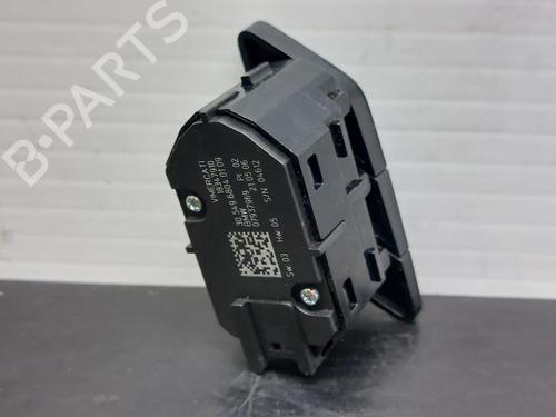 Switch BMW 1 (F40) M 135 i xDrive | BP16717920I30 
