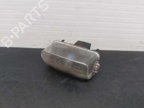 Używane Lampa oświetlenia tablicy rejestracyjnej PEUGEOT 206 Hatchback (2A/C) 1.1 i (60 hp) 16751421