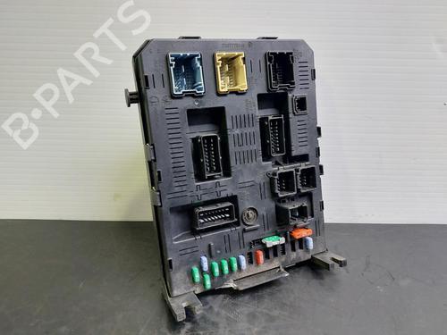 Zekeringkast CITROËN C4 I (LC_) 1.6 HDi | BP16816403E1 