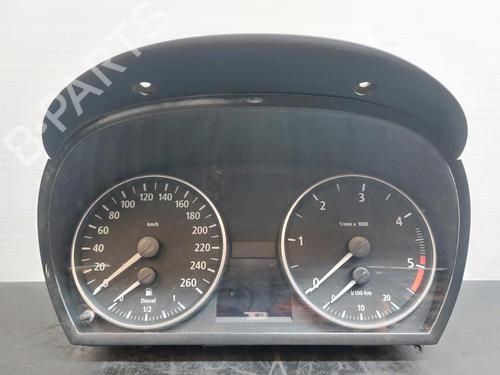 Used Instrument cluster BMW 3 (E90) 320 d (184 hp) 16904550