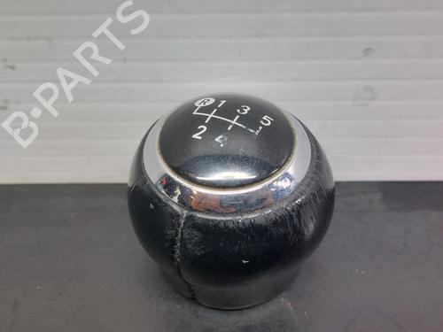 Pommeau de levier de vitesses TOYOTA AVENSIS Saloon (_T27_) 2.0 D-4D (ADT270_, ADT270R) (126 hp) 16972815