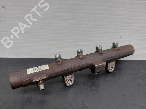 Used Injection rail RENAULT MEGANE III Grandtour (KZ0/1) 1.5 dCi (KZ09, KZ0D, KZ1G, KZ29, KZ14, KZ1W, KZ10, KZ1F,... (110 hp) 17046526
