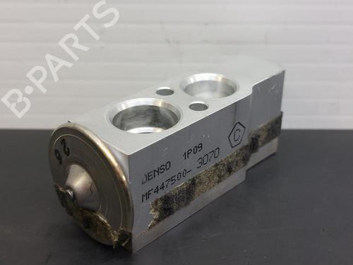 Autre TOYOTA AVENSIS Saloon (_T27_) 2.0 D-4D (ADT270_, ADT270R) (126 hp) 17061119