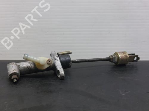 Clutch slave cylinder TOYOTA HIACE IV Van (__H1_, __H2_) 2.4 D (LXH12, LXH22) 31420-26182 / 31420-26182