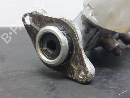 Brake master cylinder TOYOTA HIACE IV Van (__H1_, __H2_) 2.4 D (LXH12, LXH22) | BP17082822M77 