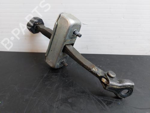 Hinge/Door check strap TOYOTA AVENSIS Saloon (_T27_) 2.0 D-4D (ADT270_, ADT270R) 6863005050 / 68630-05050