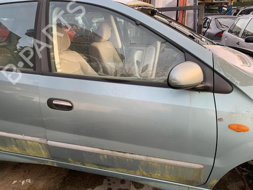 Right front door NISSAN ALMERA TINO (V10) 1.8 801004U130 / 80100-4U130