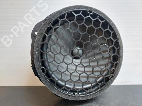 Used Speaker AUDI A3 Sportback (8VA, 8VF) 2.0 TDI (150 hp) 17313897