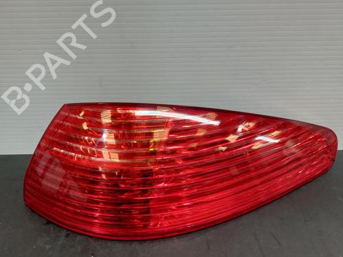 Højre baglygte PEUGEOT 607 (9D, 9U) 2.7 HDi 24V (204 hp) 17478810