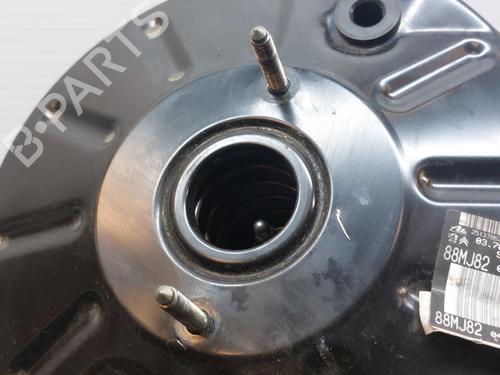 Servo brake PEUGEOT 308 SW II (LC_, LJ_, LR_, LX_, L4_) 2.0 BlueHDi 150 | BP17524231M42 