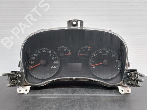 Used Instrument cluster FIAT PUNTO (188_) 1.2 60 (188.030, .050, .130, .150, .230, .250) (60 hp) 17588024