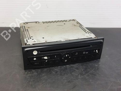 Used Radio RENAULT CLIO III (BR0/1, CR0/1) 1.2 16V (BR02, BR0J, BR11, CR02, CR0J, CR11) (75 hp) 17918700