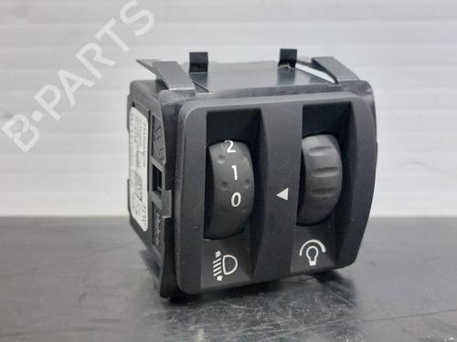 Used Headlight switch RENAULT CLIO IV (BH_) 1.5 dCi 90 (90 hp) 17991943