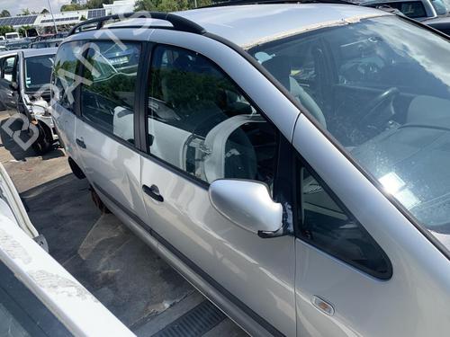 Used Right front door FORD GALAXY I (WGR) 1.9 TDI (115 hp) 18010943