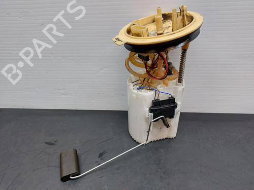 Used Fuel pump AUDI A3 Sportback (8VA, 8VF) 2.0 TDI (150 hp) 18061219