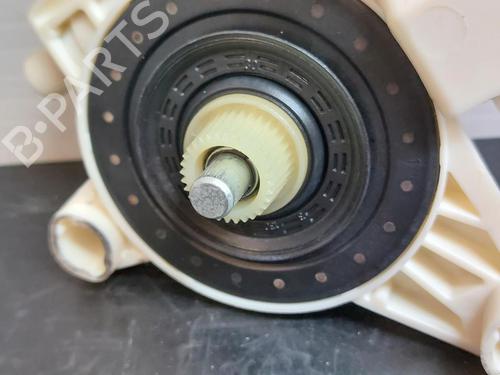 Left front window motor MERCEDES-BENZ C-CLASS (W204) C 220 CDI (204.002) | BP18128149E21 