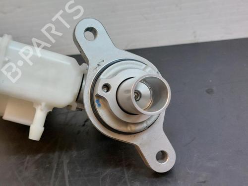 Brake master cylinder NISSAN QASHQAI II (J11, J11_) 1.6 dCi | BP18666581M77 