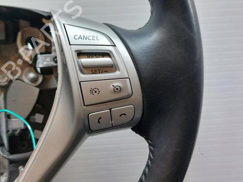 Steering wheel NISSAN QASHQAI II (J11, J11_) 1.6 dCi | BP18666627C49 