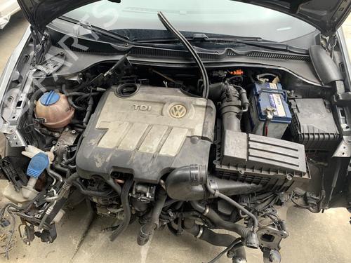 Motor VW GOLF VI (5K1) 2.0 TDI (110 hp) 18899539