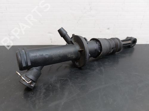 Used Clutch slave cylinder RENAULT MEGANE II (BM0/1_, CM0/1_) 1.5 dCi (BM0F, BM0T, BM2B, CM0F, CM0T) (82 hp) 19165967