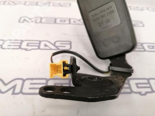 Seat buckle MERCEDES-BENZ C-CLASS (W204) C 220 CDI (204.002) | BP14399351I32 