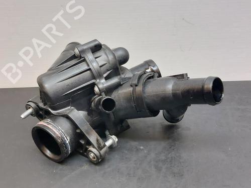 Used Thermostat housing MERCEDES-BENZ A-CLASS (W176) A 200 (176.043) (156 hp) 14404919