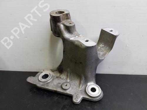 Used Support RENAULT SCÉNIC IV (J9_) 1.7 Blue dCi 120 (J9A7, J9A8) (120 hp) 16122077