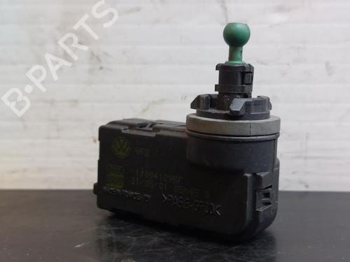 Moteur de réglage de phares AUDI A4 B6 (8E2) 1.9 TDI (130 hp) 20104068