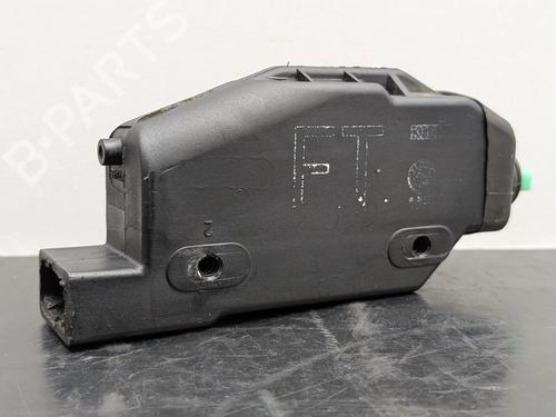 Used Electronic module Electronic module BMW 5 (E28) 524 td (115 hp) 40612463 40612463