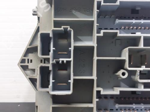 Sikringsdose FIAT PUNTO (188_) 1.2 16V 80 (188.233, .235, .253, .255, .333, .353, .639,... | BP22528360E1 