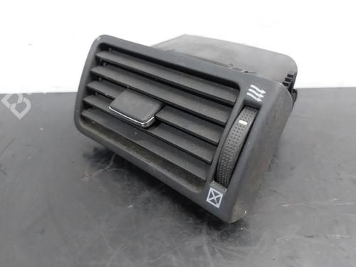 Air vent TOYOTA COROLLA Estate (_E12_) 1.4 VVT-i (ZZE120_, ZZE120R) 5565002020B0