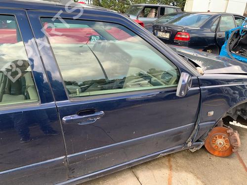 Right front door VOLVO V70 I (875, 876) 2.5 TDI 9152414