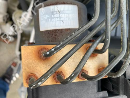 ABS pump MERCEDES-BENZ C-CLASS Coupe (CL203) C 200 Kompressor (203.742) | BP22529067M43 