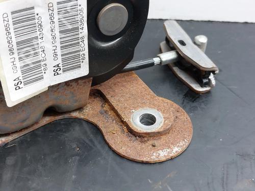 Hand brake CITROËN C4 CACTUS 1.2 VTi 82 | BP22530880I18 