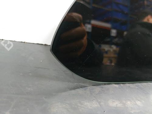 Rear right door window CITROËN C4 CACTUS 1.2 VTi 82 | BP22530964C21 