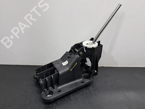 Gear lever PEUGEOT 208 I (CA_, CC_) 1.6 VTi 9676190280