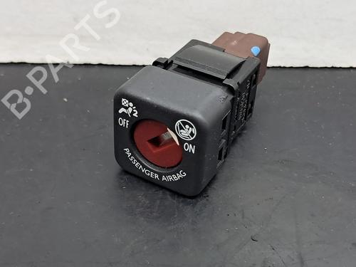 Switch PEUGEOT 208 I (CA_, CC_) 1.6 VTi 9641391277