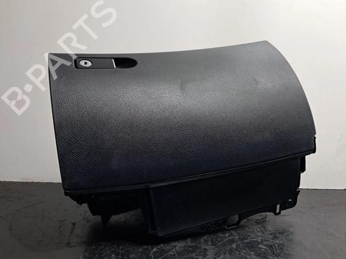 Glove box MERCEDES-BENZ C-CLASS (W204) C 220 CDI (204.002) A2046803391