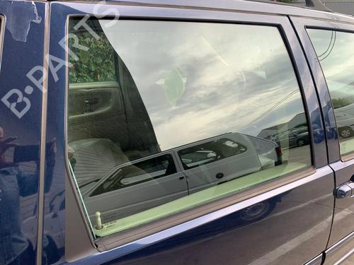 Rear right door window VOLVO V70 I (875, 876) 2.0 9484602