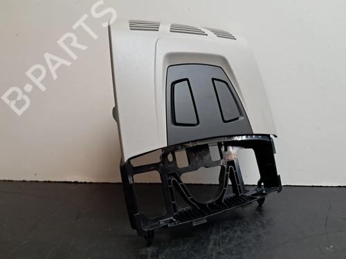 Interior roof light BMW 1 (F20) 114 d 9263877
