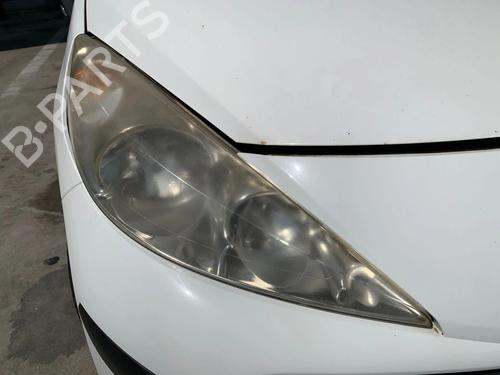 Używane Lampa przednia prawa PEUGEOT 207 SW (WK_) 1.6 HDi (90 hp) 28111262