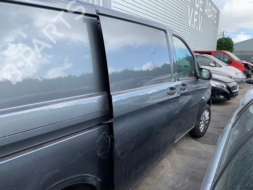 Høyre side skyvedør MERCEDES-BENZ VITO Bus (W639) 116 CDI (639.701, 639.703, 639.705) (163 hp) 28128047