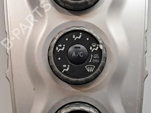 Climate control TOYOTA YARIS (_P9_) 1.4 D-4D (NLP90_, NLP90R) | BP28305220I5 
