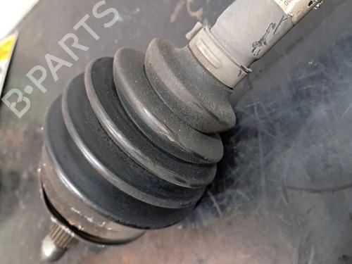 Right front driveshaft TOYOTA YARIS (_P9_) 1.4 D-4D (NLP90_, NLP90R) | BP28305225M39 